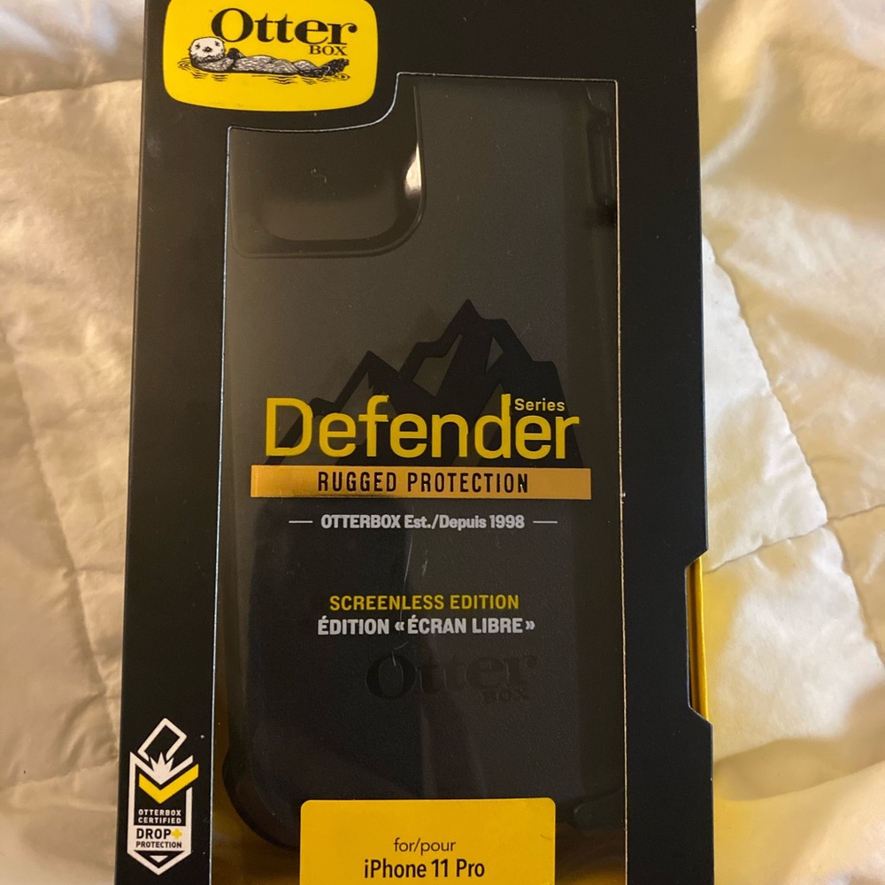 iPhone 11 Pro otter box